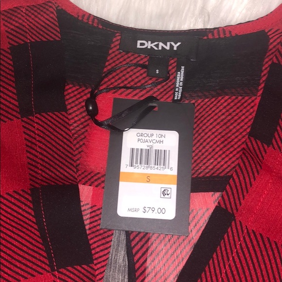 DKNY Printed Wrap Top Black Rudolf Red Multi - Picture 8 of 8